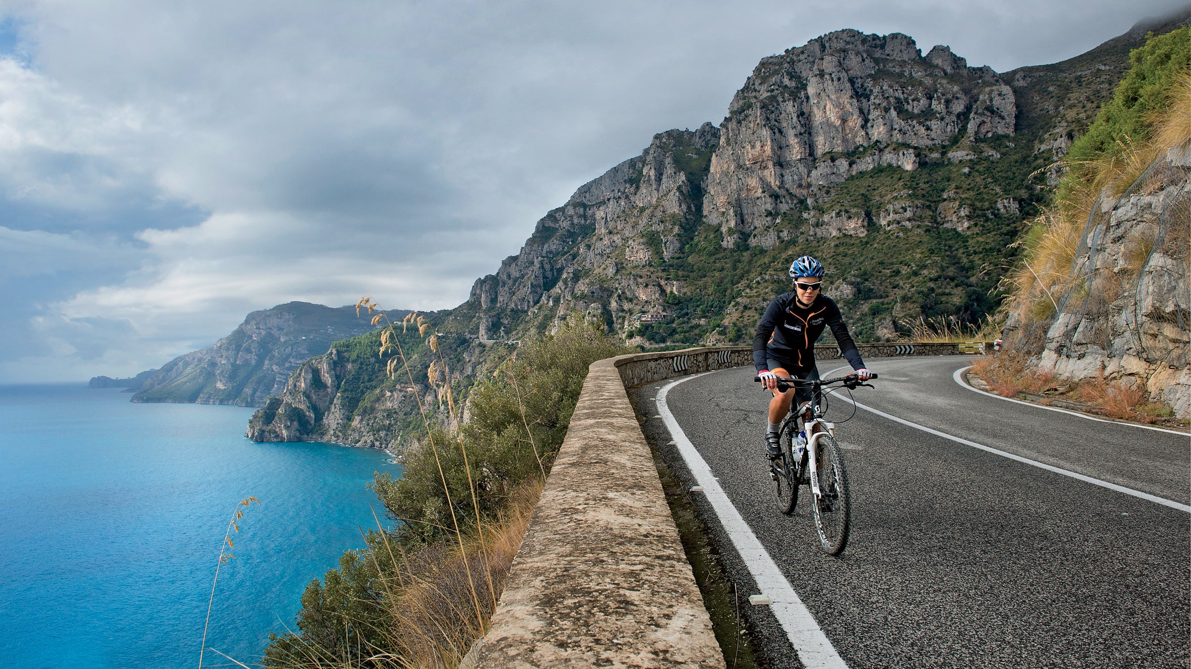 Buhring training on the roads around Sorrento.