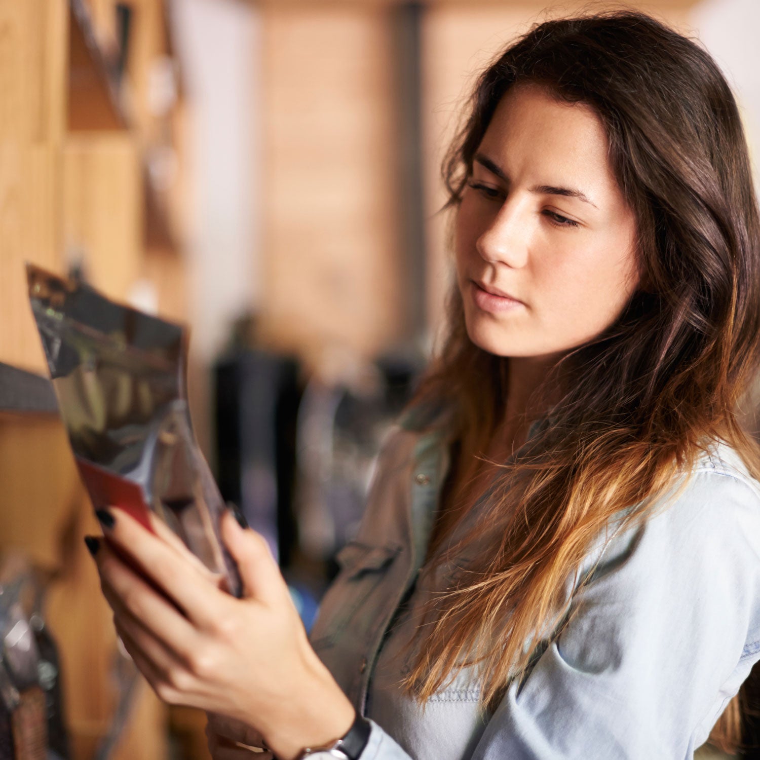 Whether consumers don't read labels on their food or simply fail to understand them, it's hard to argue the current food labeling system provides nutritional information in the most effective way possible.
