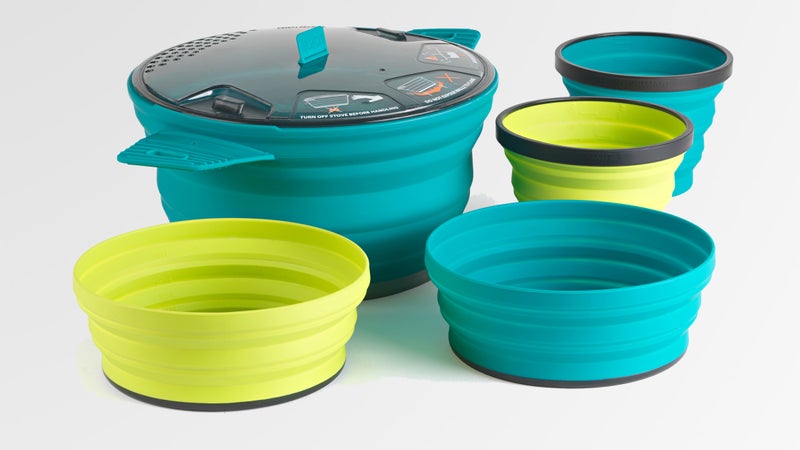 The Sea to Summit X-Set 31 features the first collapsible cooking pots.