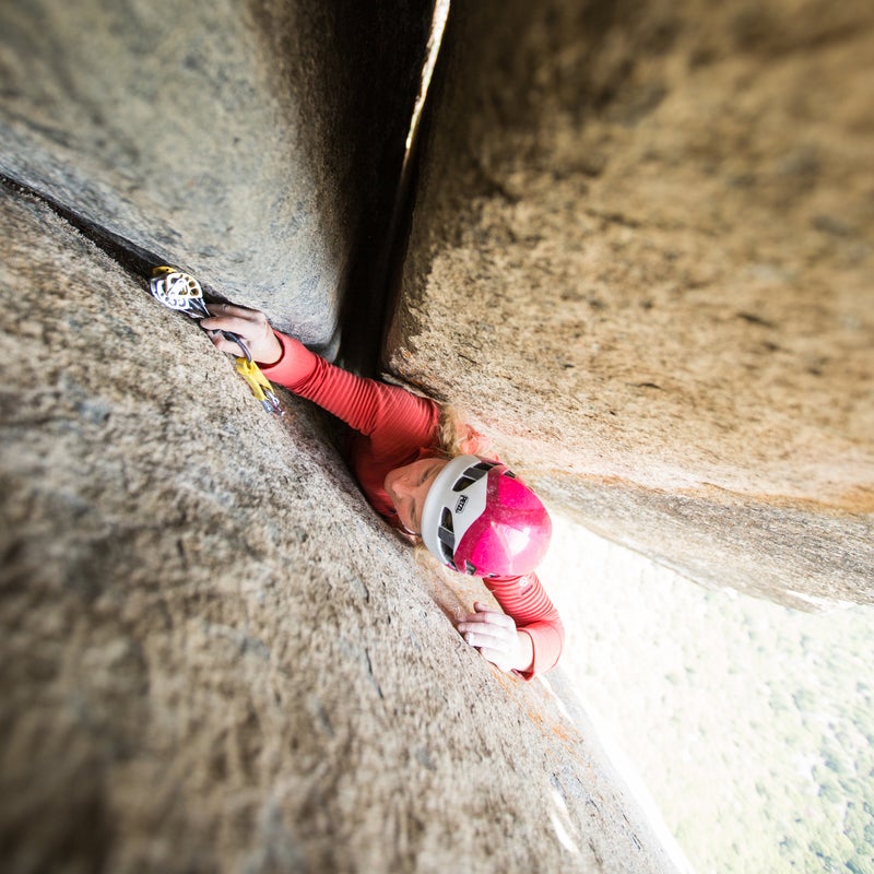 Chicken Wing Chimney is an oddly claustrophobic pitch for being nearly 2,500 feet off the ground. I had to climb deep inside this feature and shuffle my way up. The upper bit was detached from the wall, making it even more intimidating.