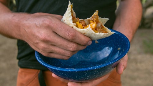 Both shelf-stable (candy bars, canned food, a dozen spices) and fresh foods (bacon, cheese, veggies) fill the huts shelves and coolers. Burritos are an easy-to-pack meal, which we made often. Preferred variety: bacon, fried potatoes, sautéed onion, cheddar cheese and Cholula hot sauce.