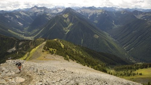 Gavelda was among the first to ride the newly built Peak to Creek trail on Reco Mountain, in British Columbia’s Selkirk range, when he joined pro mountain biker Darren Butler there in August. “I hadn’t had a trail start at the literal peak of a mountain before,” says the Durango, Colorado, photographer, describing the 360-degree view and 100-foot shale face on either side of the path. “The rest of it is an alpine pump track—you can just float through it. I’ve never ridden another mountain-bike trail like it.”
THE TOOLS: Canon 5D Mark III, 24-70mm f/2.8L lens, ISO100, f/7.1, 1/200 second