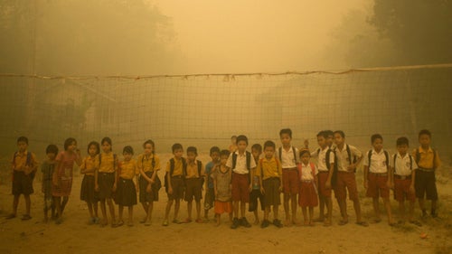 While this year’s fires are unprecedented, smoke has become an annual expectation: “For the past 18 years during the dry season, ever since the palm oil plantations began, the haze has always been lurking,” Rahmi Carolina, a 22-year-old Indonesian student, told Greenpeace.