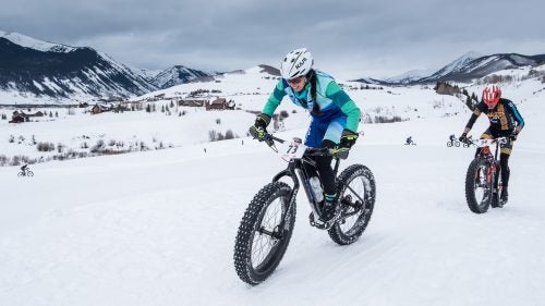 When riding fatties in rough conditions, good bike-handling skills help. Rebecca Gross put her finely honed cyclocross technique to good use to crack the top five in the elite women’s field.
