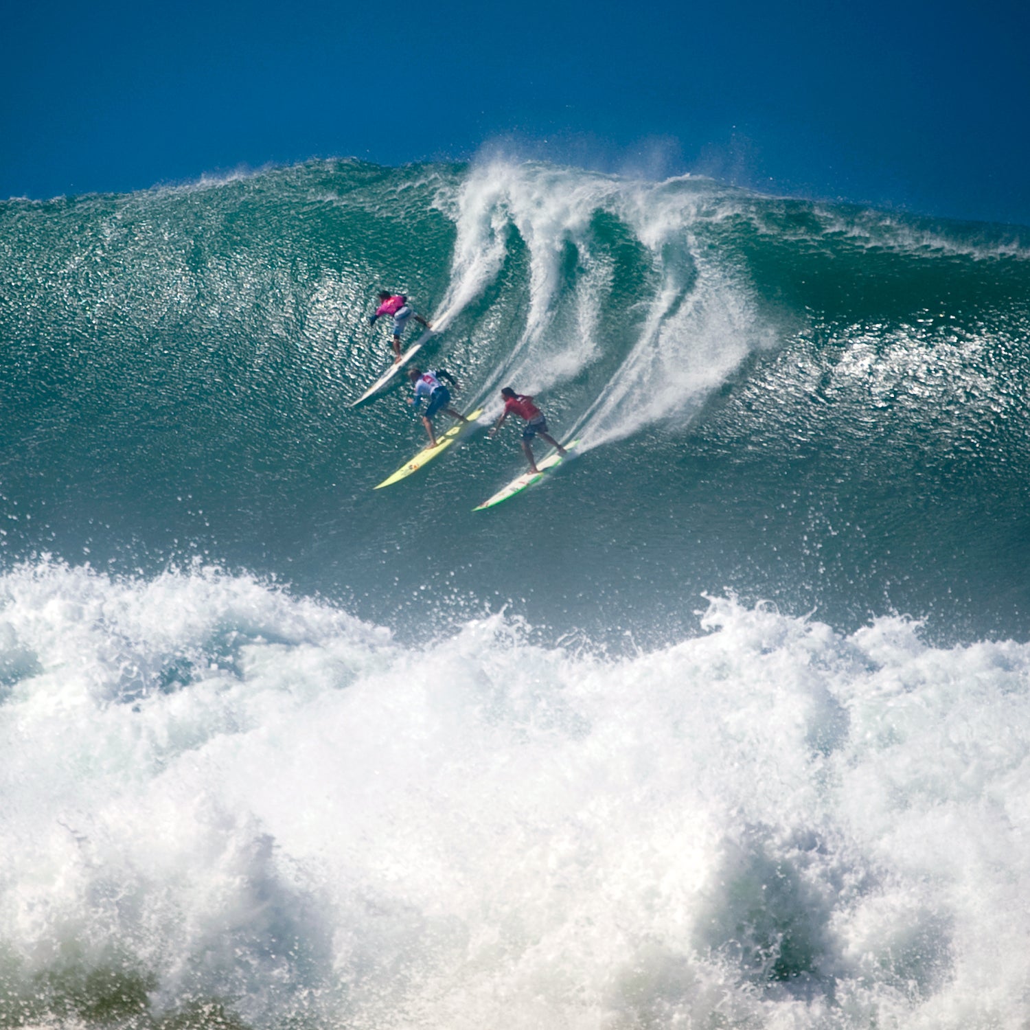 Everything You Need to Know About the Eddie Aikau Surfing Competition
