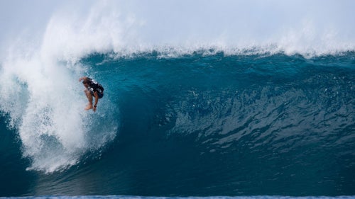 Torrey Meister of Hawaii cannonballs into the flats. According to photographer Brian Bielmann, Meister had been sneaking waves all day to buoy his score.
