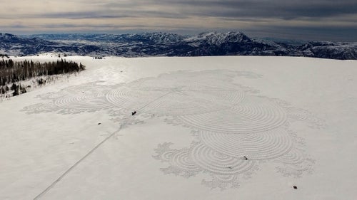 Beck estimates that this mandala, created on his most recent trip to Utah’s Powder Mountain, reaches 620 feet in diameter. That would make it the largest snow mandala ever created by one person.