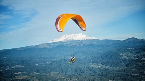 Segal flying in front of Nevada de Toluca, the peak we unsuccessfully tried to launch off while training for Orizaba. Later, I managed to fly the long-distance to the volcano by linking thermals and, ultimately, reaching altitudes of 16,000 feet.