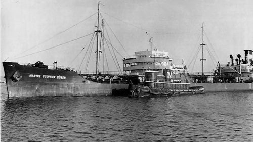 A tanker carrying 15,260 tons of molten sulphur, this giant disappeared in 1963 while en route from Texas to Virginia and likely sank near the Straits of Florida. A 19-day search discovered debris and life preservers but no wreck or bodies of the 39 crew members onboard. The ship’s last radio transmission indicated it was dealing with 16-foot seas with 50 mph winds.