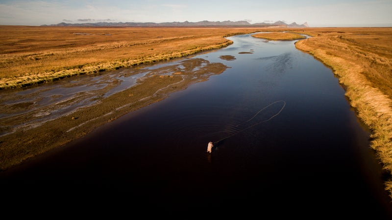 Unloading a nice loop on the Snotalvayam River.