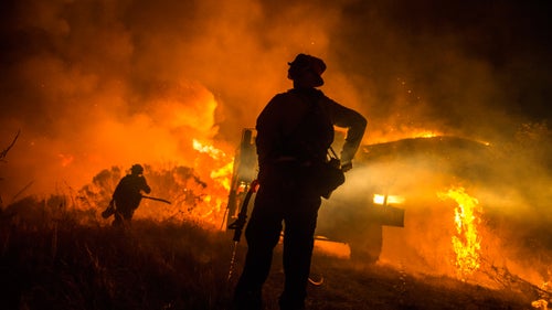 It’s wildfire season in the West, and we’ve seen a lot of terrifying and dismaying scorched-earth photos, but none that are quite as stunning as Stuart Palley’s. The 28-year-old photographer, based in Newport Beach, California, has spent much of the summer chasing that state’s drought-fed blazes and shooting hard-working hotshot crews, gut-wrenching property destruction, and night shots that are just as eerie as they are beautiful. To find out more about how Palley works, we caught up with him late last week while he was coming back from the Blue Cut Fire near his home.
Photo: The Sherpa Fire burns late into the morning June 17, 2016 off El Capitan Canyon Rd. near El Capitan and Goleta, California, in Santa Barbara County. The fire was over 1,200 acres and 0 percent contained.