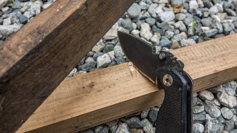 By using the knife as an adze, you can chop through large pieces of wood, or even split logs to make firewood. If you're going to use your folder to do this, Pelton suggests unlocking the blade, so the huge forces of hammering on it don't wear down, or break, the locking mechanism.