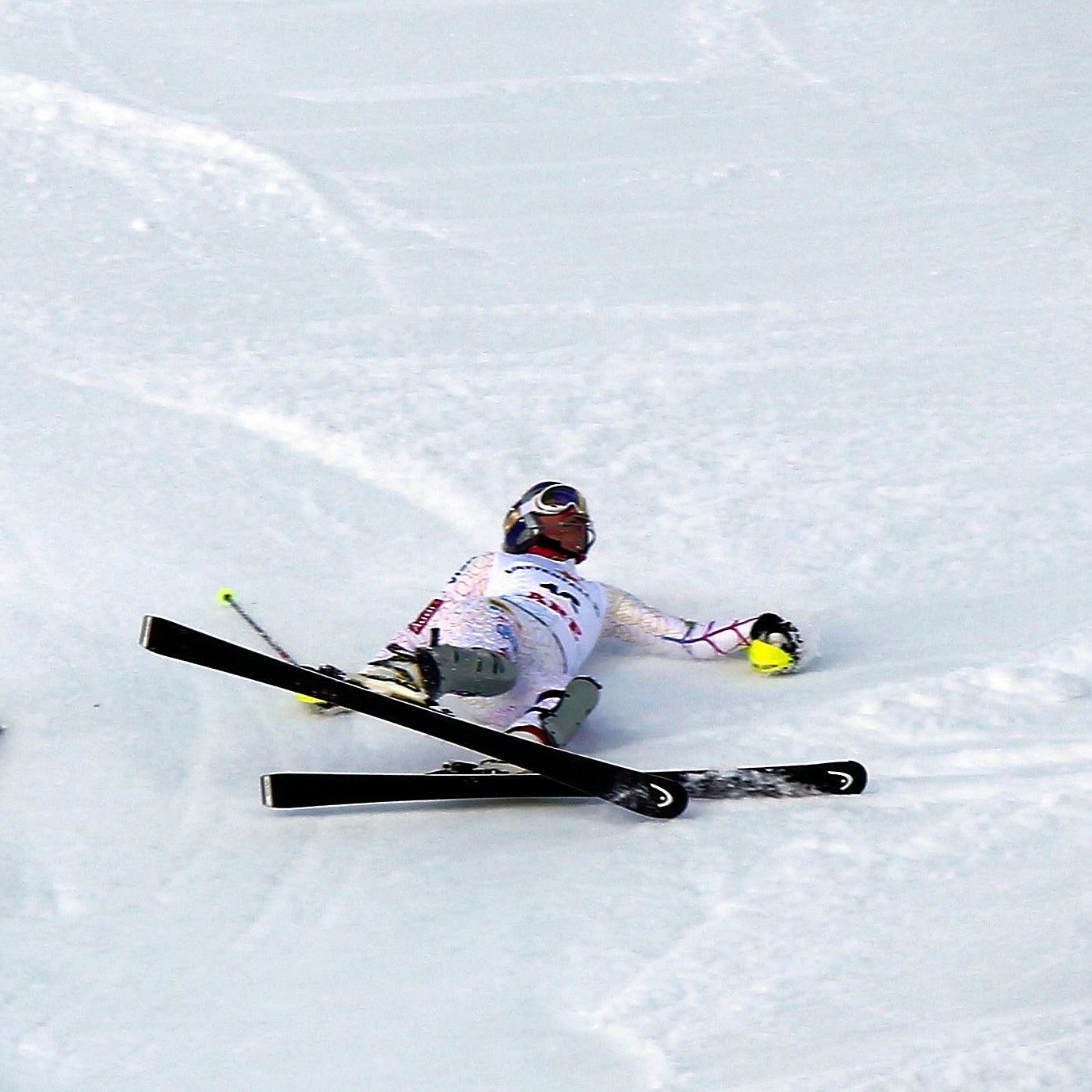 Vonn crashed during her second run of an alpine ski, in the Women's World Cup slalom in 2012.