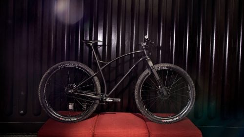 This Sklar 29+ bicycle was built as a commuter bike for a customer in the United Kingdom. “He does a 30-mile trail commute;