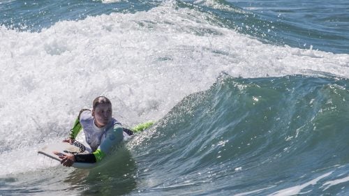 At 38 years old, Berrada is an icon for female waveriders in Morocco. When she started bodyboarding as a young woman, her mother was against it, fearing Berrada would get hurt. But after seeing Berrada’s talent in competition, her mother began encouraging her. With financial support from her parents, she placed sixth in the world at the 1998 World Championships in Portugal.
In 2011, she broke another milestone as the only female member of the Moroccan bodyboard team to finish third at the world championships in the Canary Islands. Upon returning to Morocco, Berrada says that King Mohammed VI arranged for Moroccan companies to sponsor all five team members with two-year salaries, making her the only female Moroccan bodyboarder or surfer to have earned a living wage from her sport.