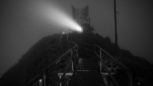 Perhaps the most frequently visited peak in the Ko’olau Range is Pu’u Keahi a Kahoe, best known as the Stairway to Heaven. The stairs were completed in 1943 to provide easy access up the steep ridge to a high-powered radio station used by the U.S. Navy.