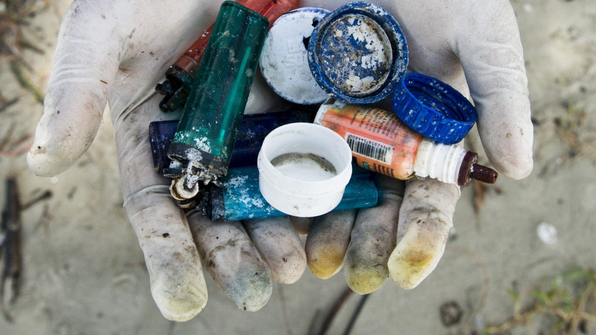 We Just Dumped 11 Million Pounds of Plastic in the Ocean Outside Online