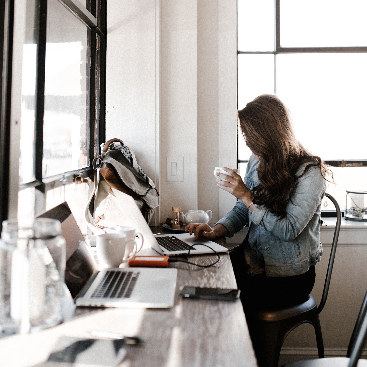 Certain traits—confidence, singlemindnesses, passion, determination, leadership, and resilience—contribute to the link between field and office.