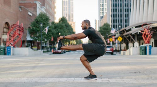 Paying attention to strengthening hips can't prevent overuse injuries.