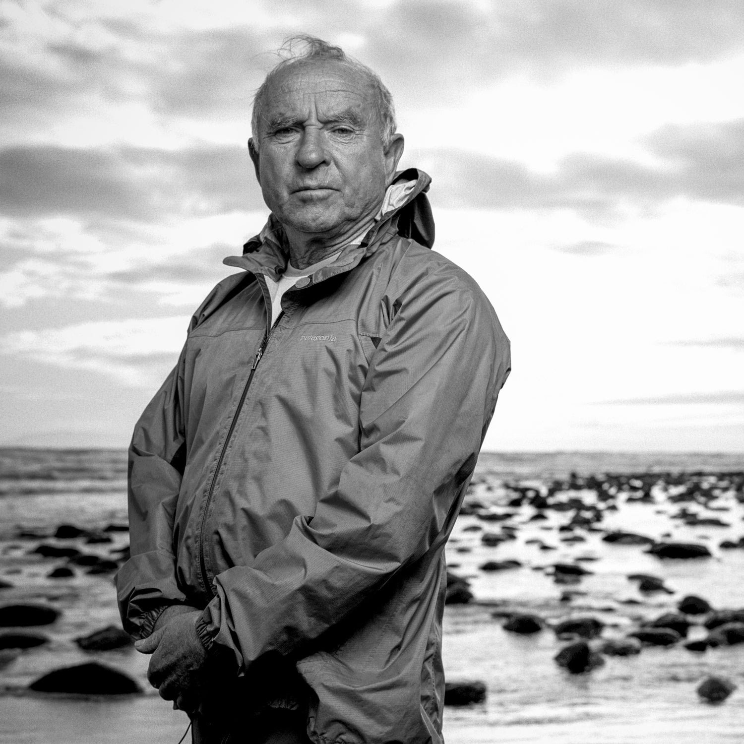 Yvon одежда. Ивон Шуинар. Ивон Шуинар Патагония. Ивон Шуинар Канада. Ивон Шуинар молодой.