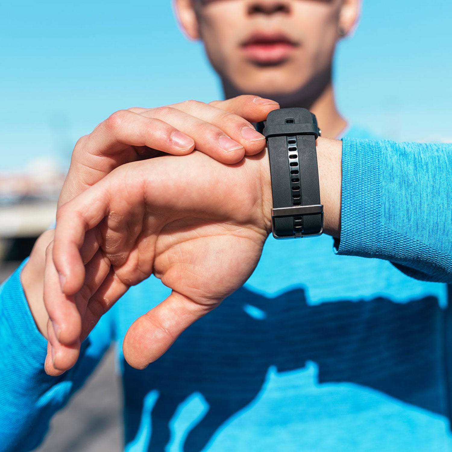 Researchers have begun to pay more attention to “psychosocial” factors—the influence of your mind and the environment around you on your behavior—that may contribute to running injuries.