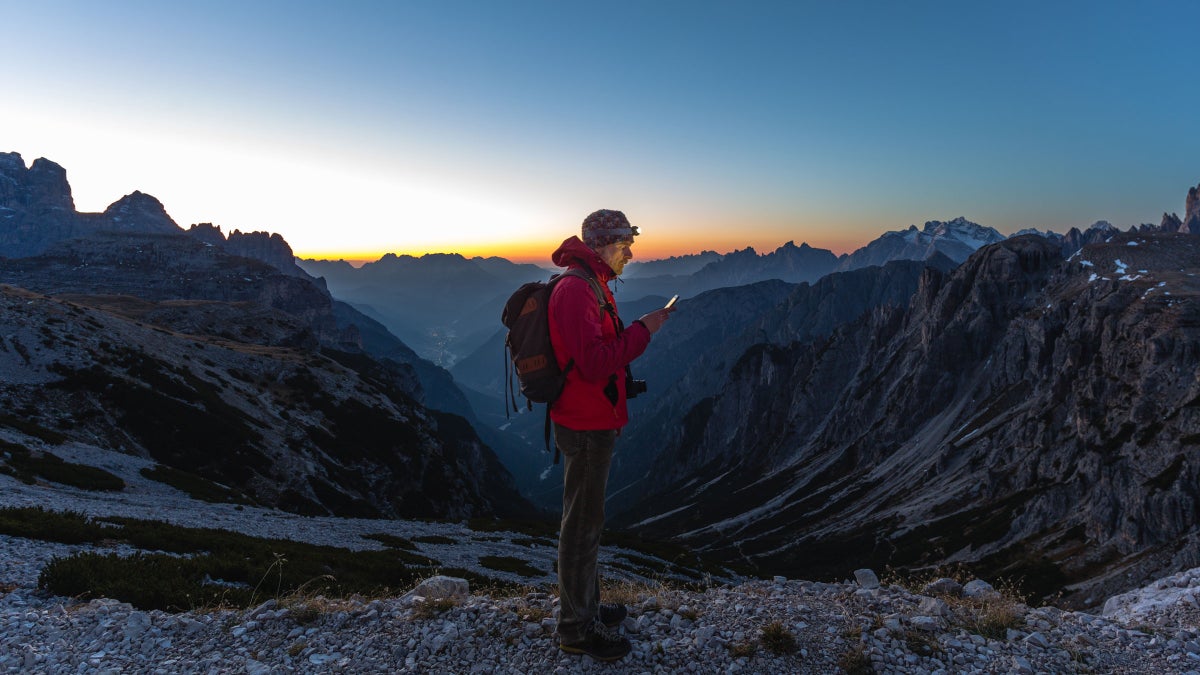The Best Map Apps for Navigating the Wilderness - Outside Online