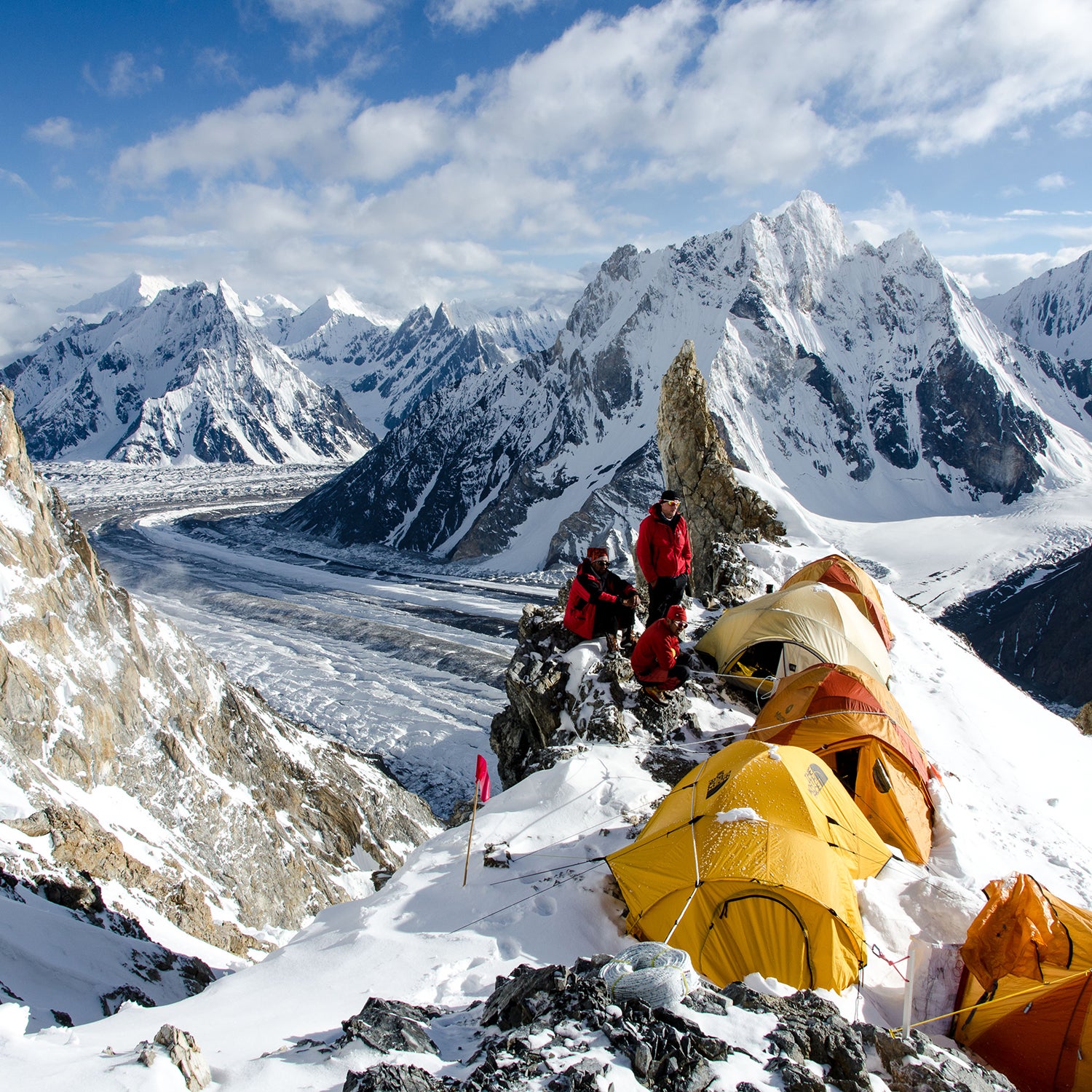 The other climbers assumed Rick Allen had died on his way up the 26,414-foot mountain.