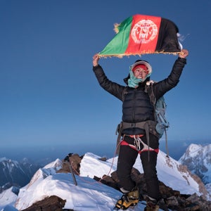 Hanifa Yousufi on the summit of 24,580-foot Mount Noshaq