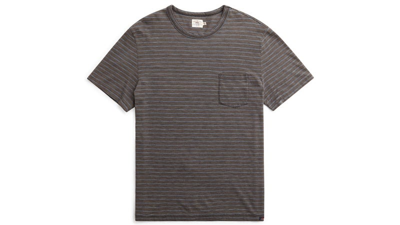 grey tshirt