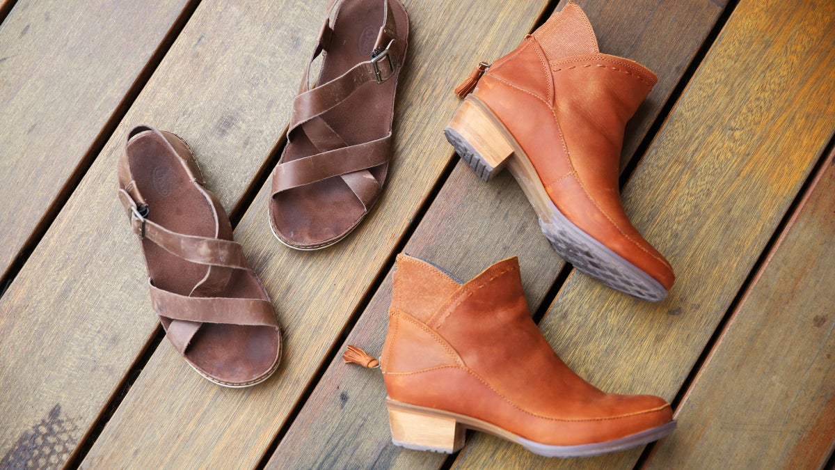 chaco lost coast leather