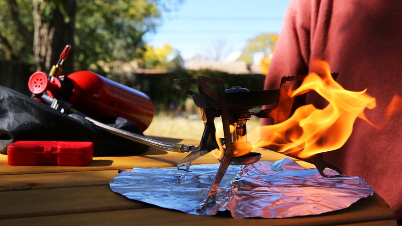The MSR WhisperLite priming.