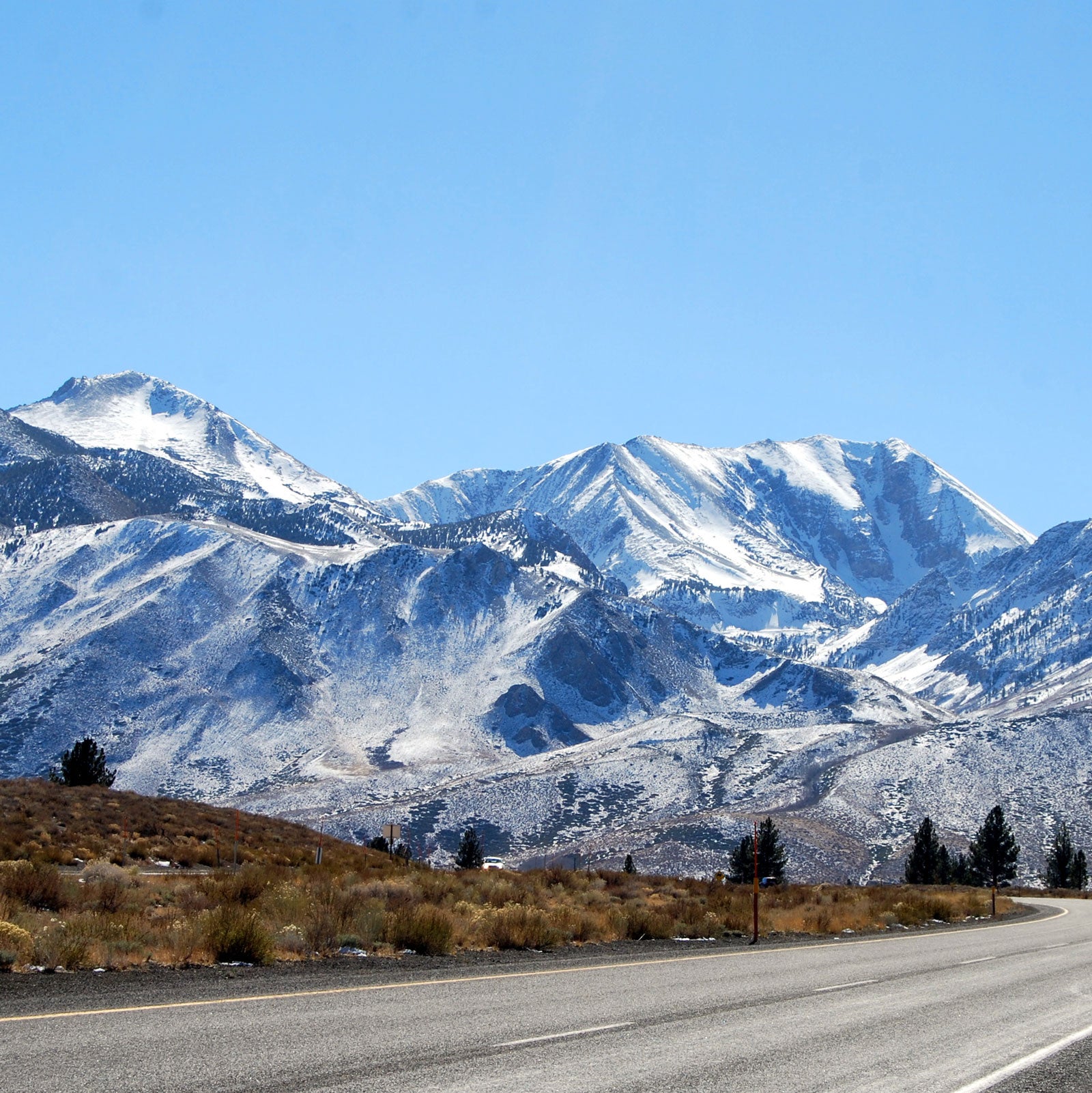Wintery highway 395 in Mono County.