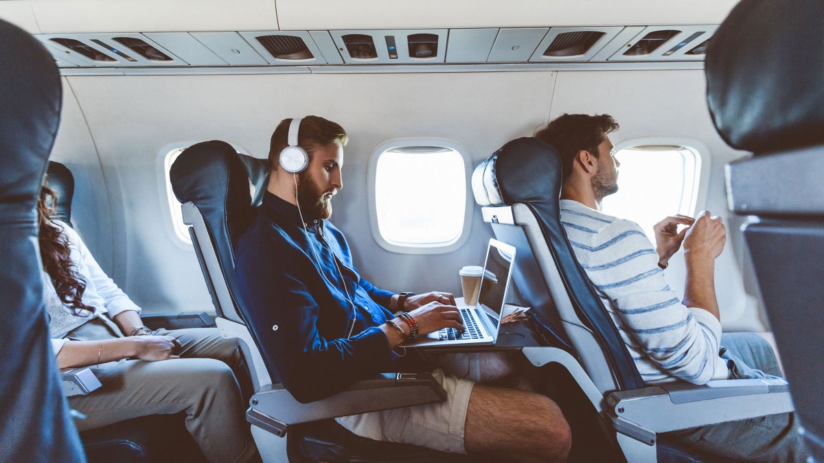 10 Tools for Getting Work Done on Long Plane Rides Outside Online