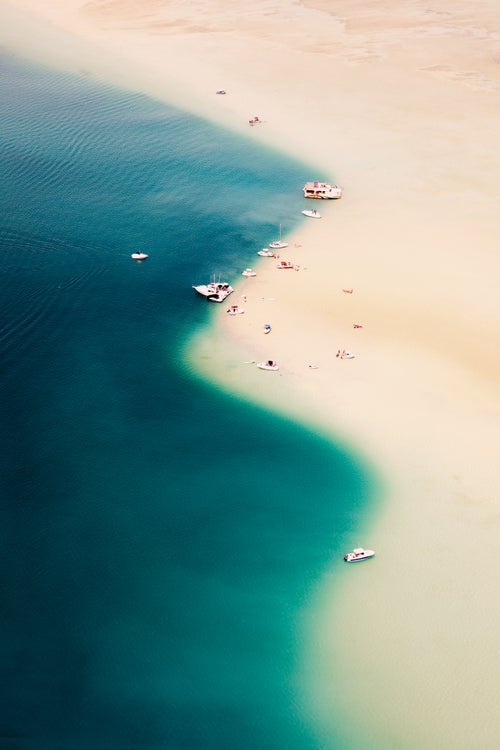 This image was shot on a less popular stretch of sand across Oahu’s 112 miles of shoreline, proving that even though the Hawaiian island is now a large and thriving city, incredible nature isn’t hard to find.