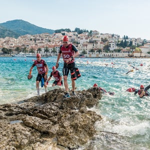 In Swedish, ö till ö means “island to island.”