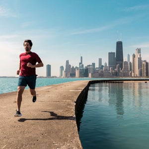 Running along Chicago’s aptly named Photography Point