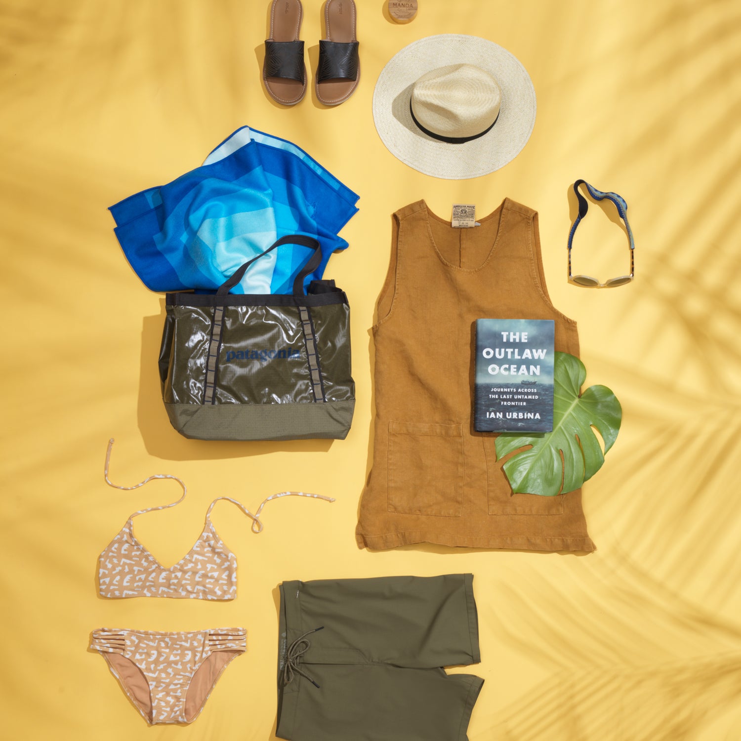 Going on a tropical getaway this winter? This is the gear you want.