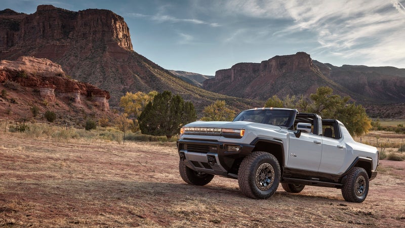 With a prominent Hummer badge across the backlit "grill" there's no mistaking who makes this truck.