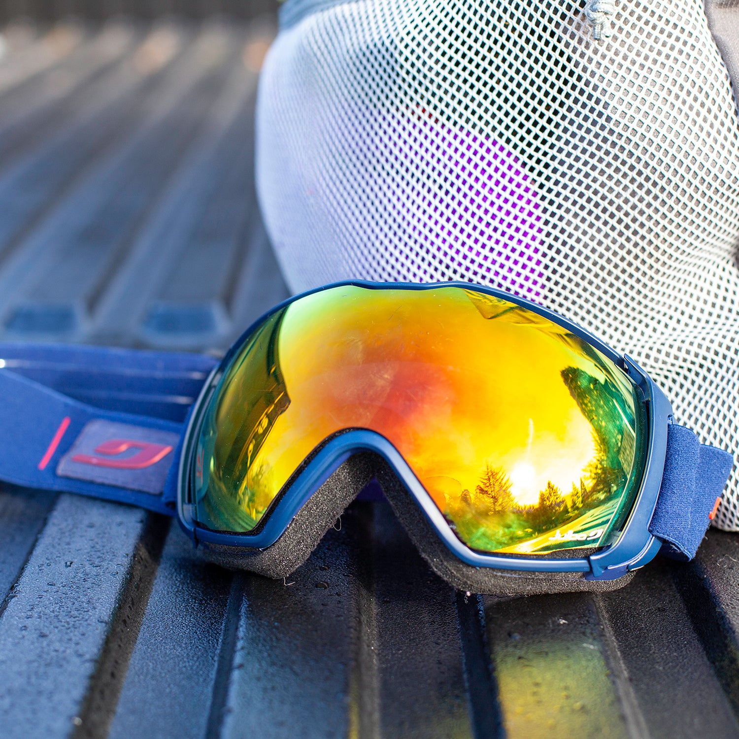My heart still belongs to these goggles, mostly thanks to their uncomplicated design.