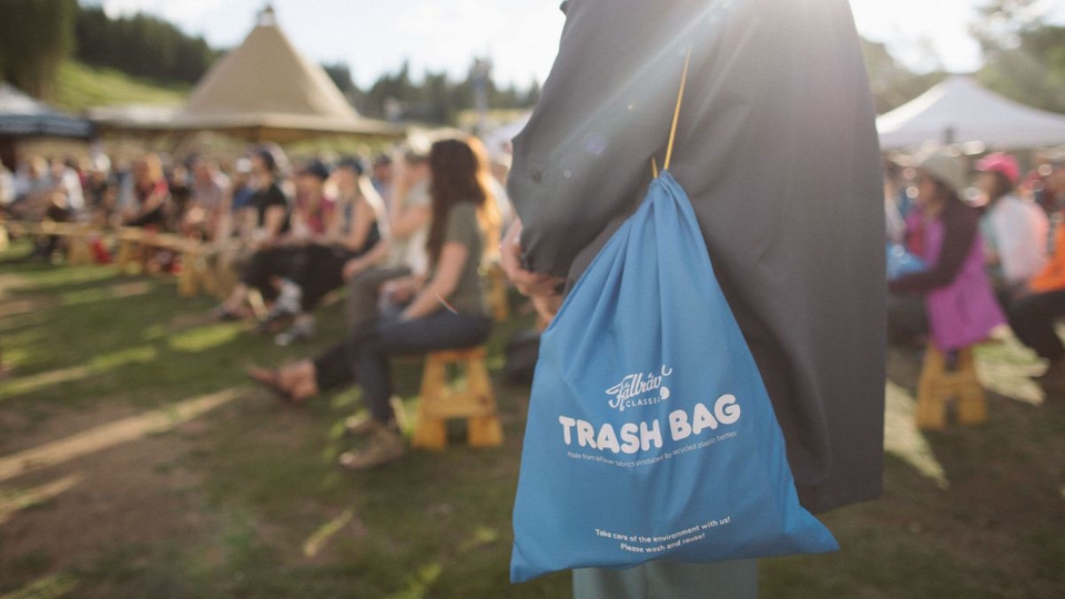 Plogging Is Our New Favorite Way to Get Outside