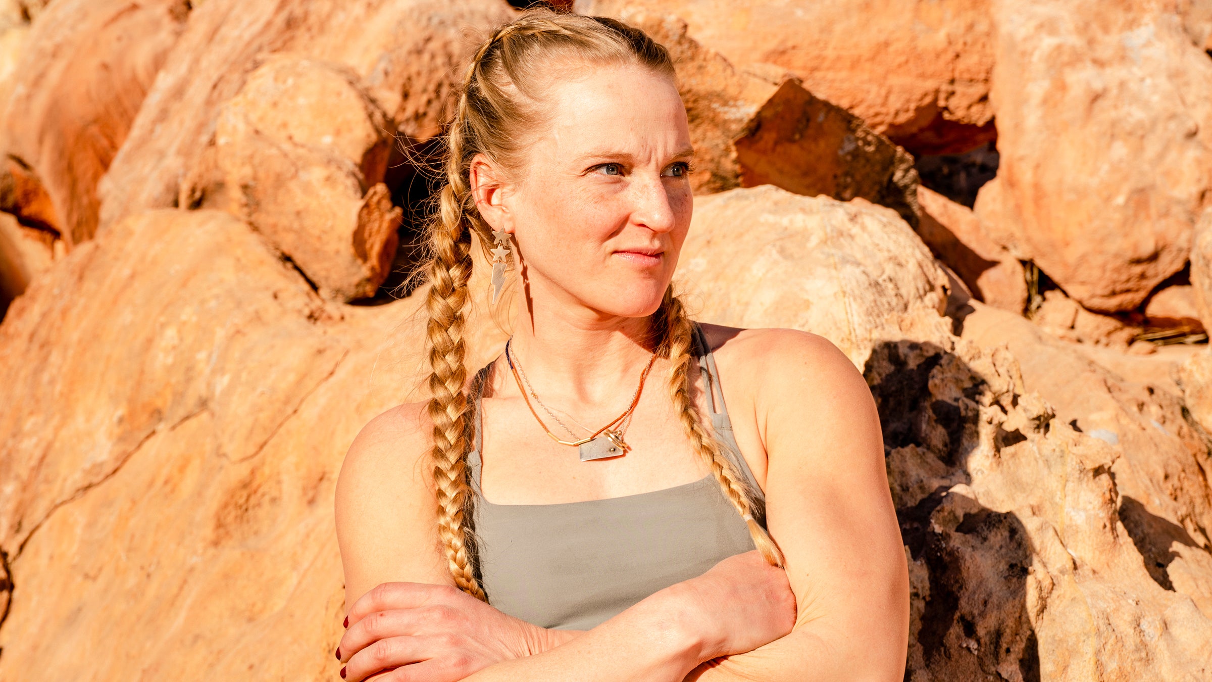 In November 2020, Harrington became the first woman to free-climb the Golden Gate route on El Capitan in under 24 hours.