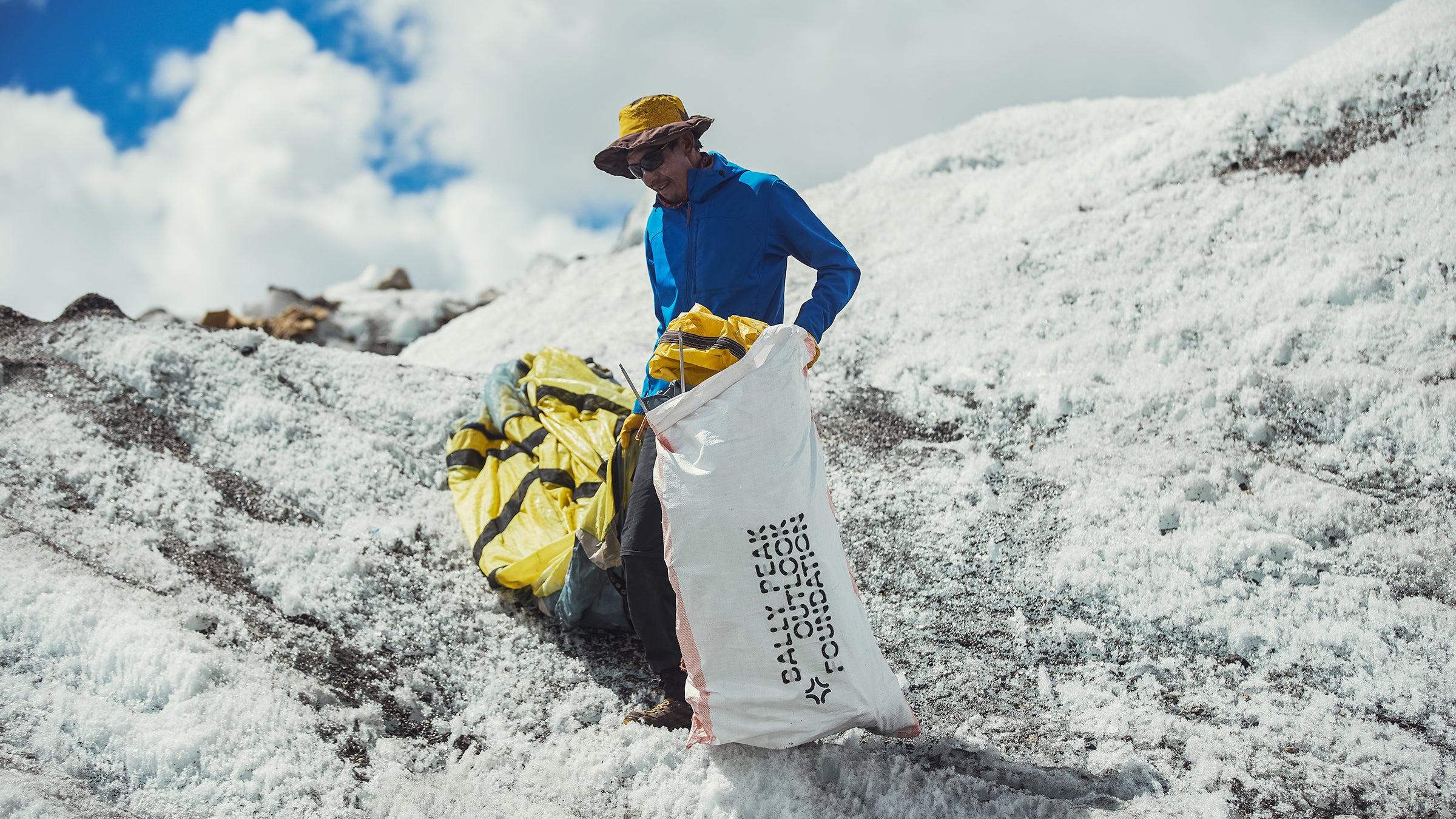 Cleaning Everest