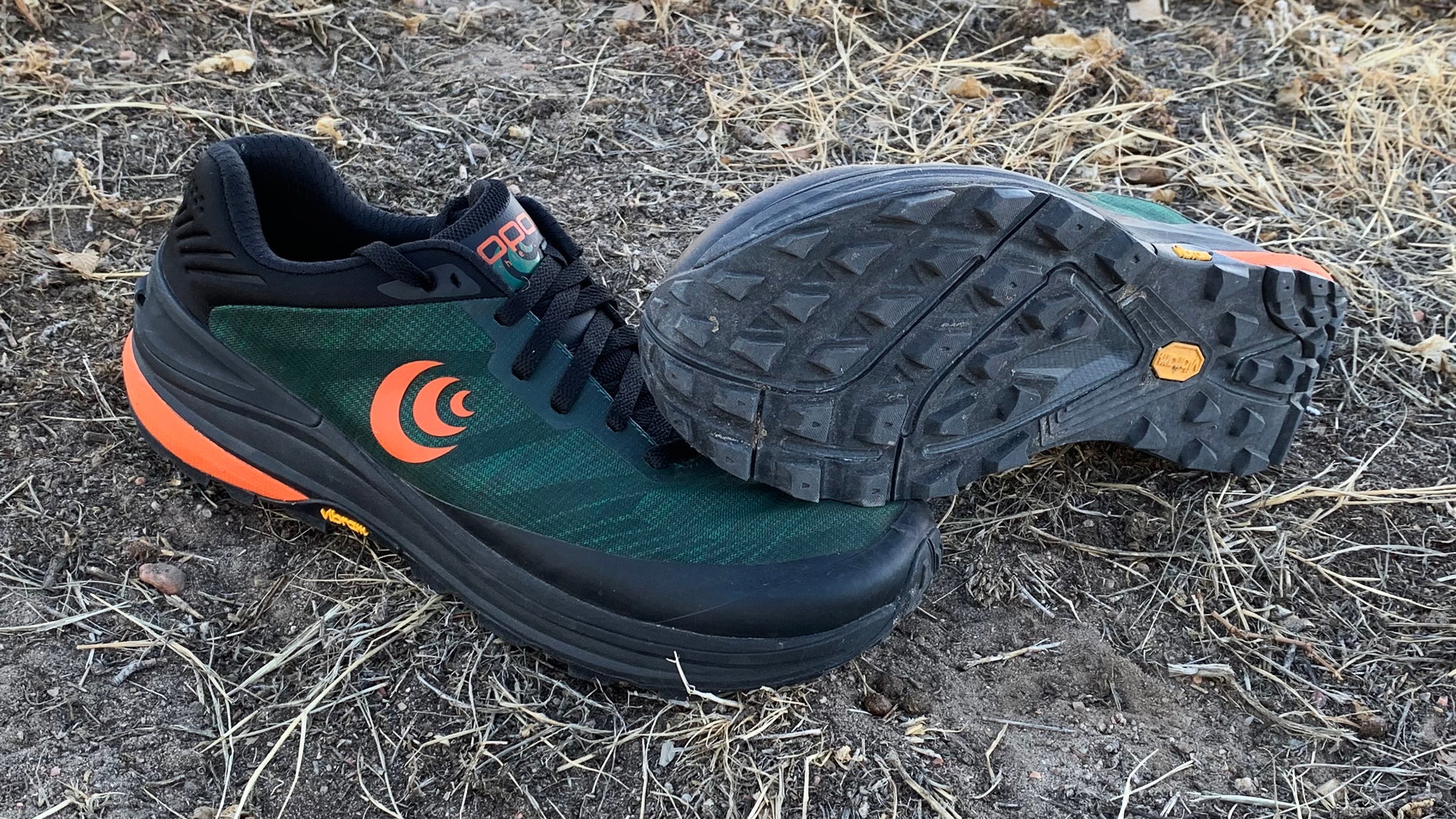 TOPO Athletic Ultraventure Pro