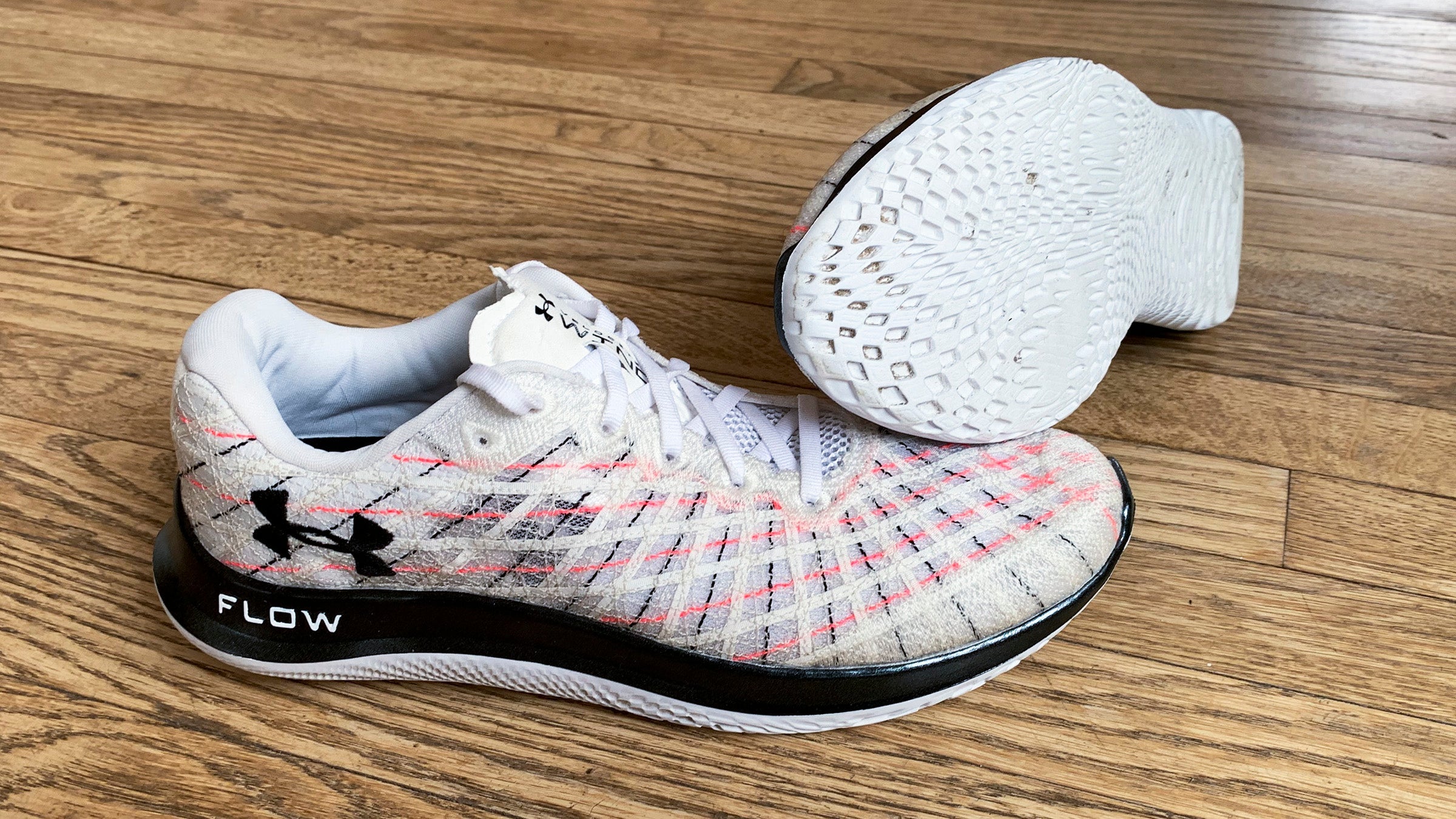 Under Armour Flow Velociti Wind