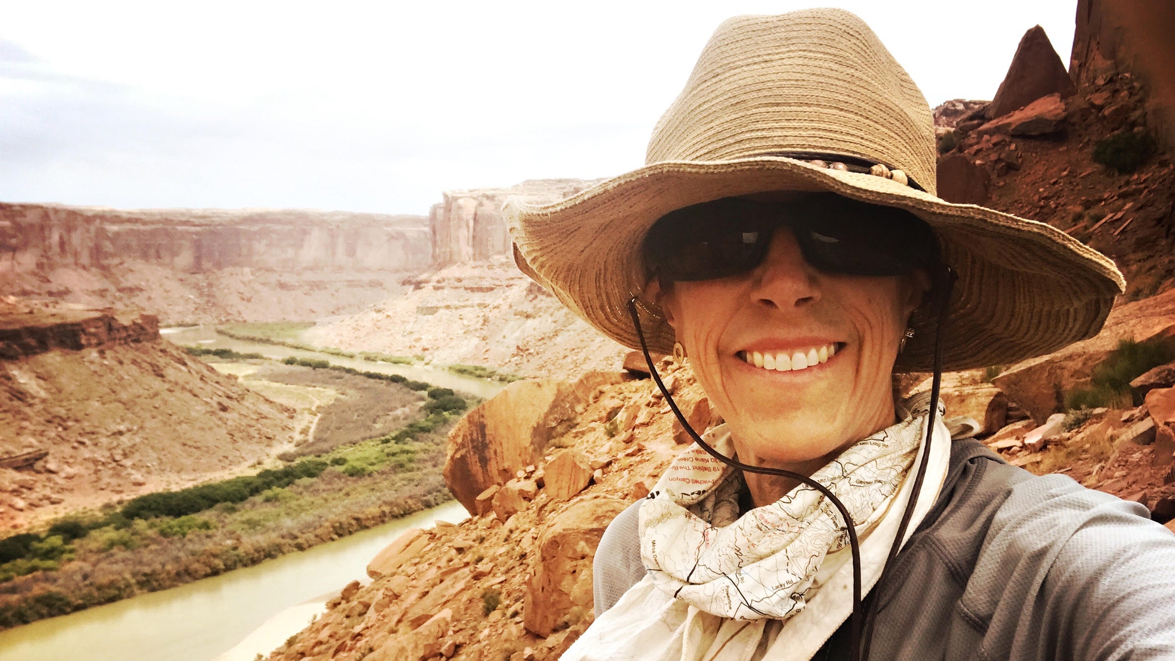 Florence selfie in hat