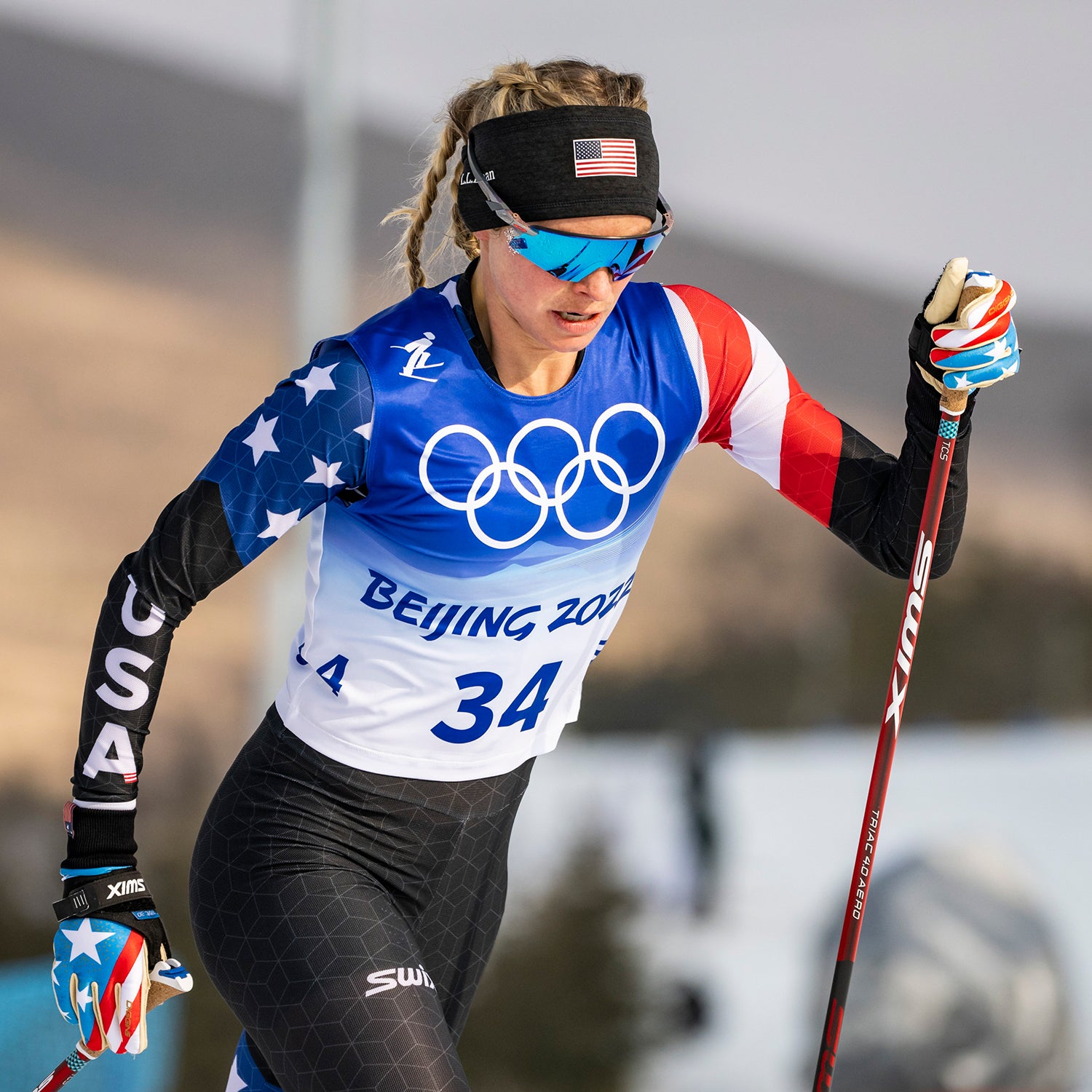 Jessie Diggins competes during the women´s 10km classic cross-country skiing during the Beijing 2022 Winter Olympics