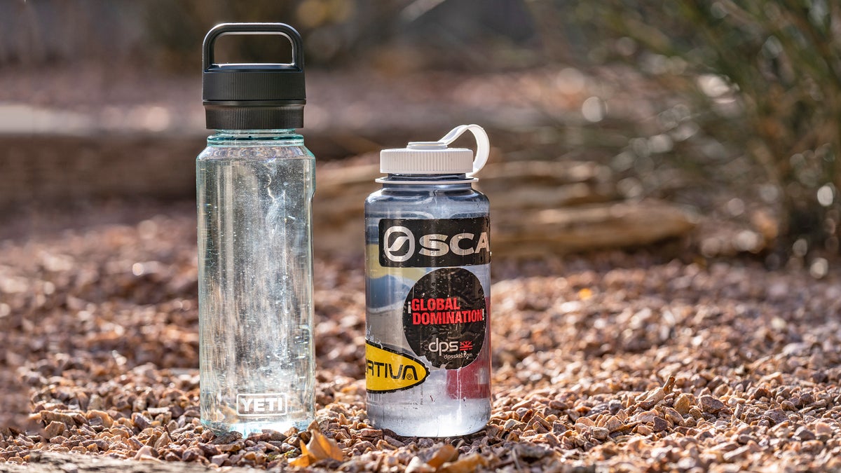 First Look Yeti Yonder Water Bottle Outside Online