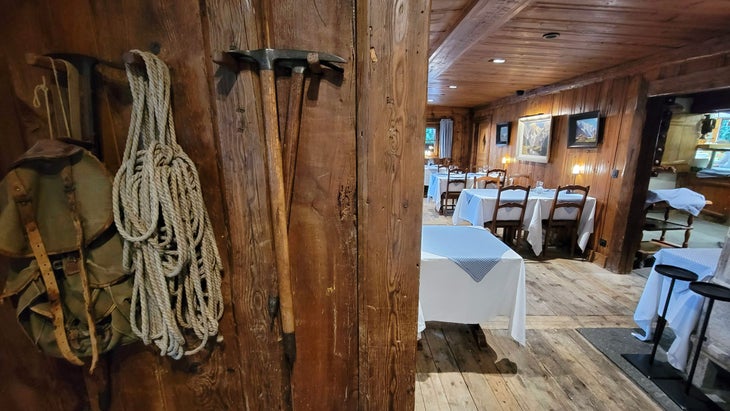 dining room in alpine hotel