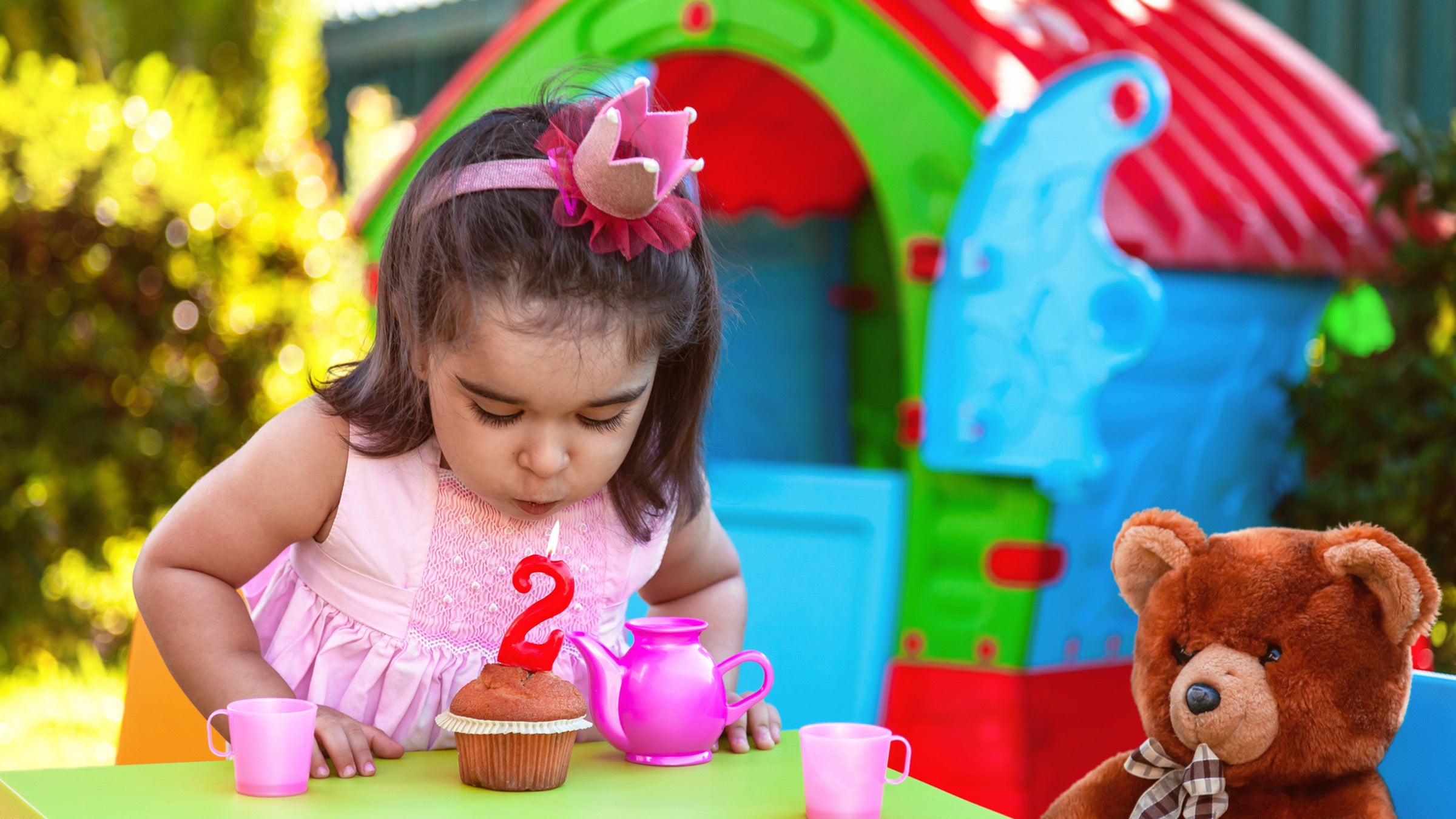 This backyard birthday comes nowhere close to $75K.