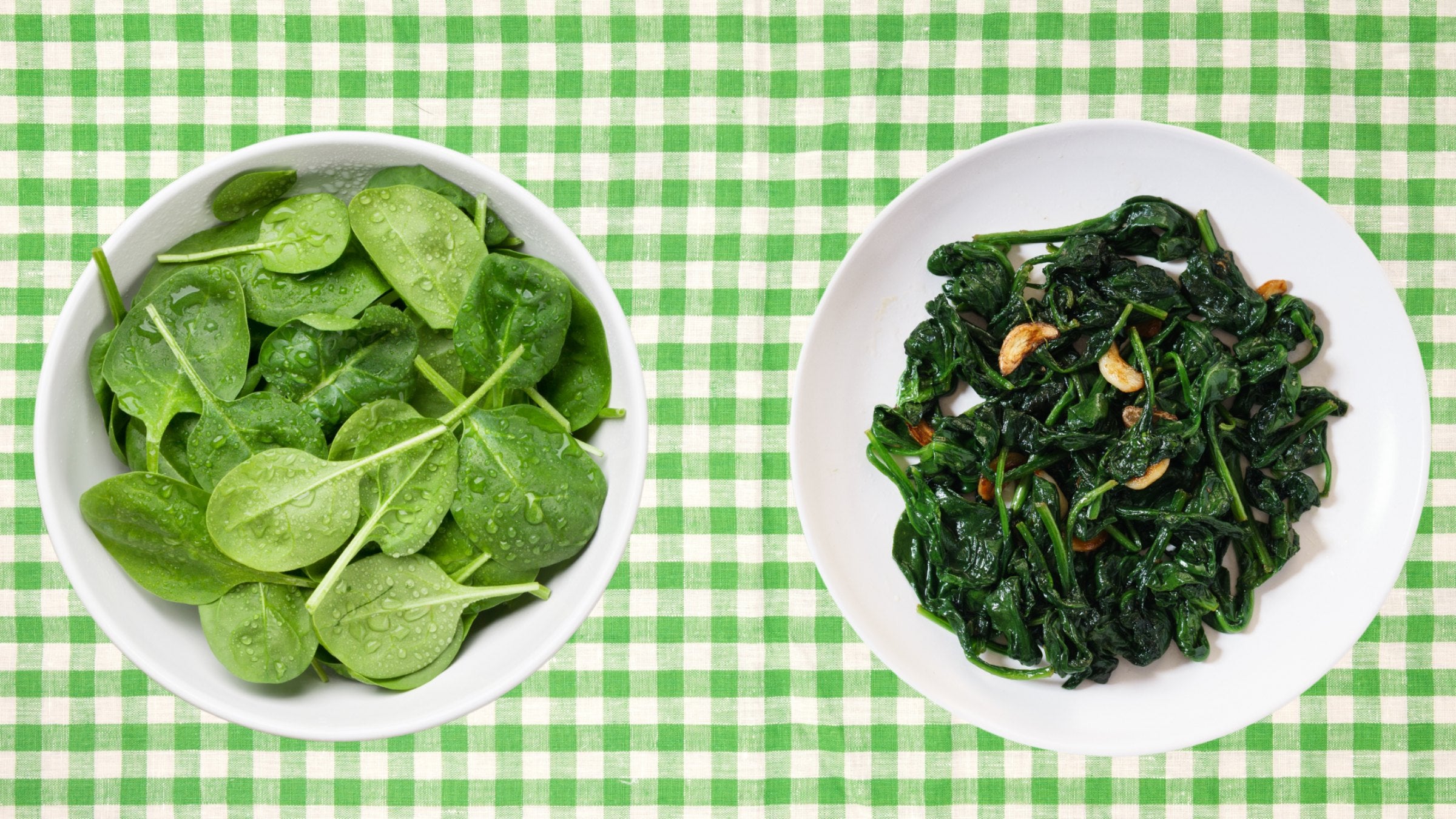 cooked vs raw spinach